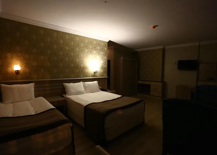 فندق Destino Park *