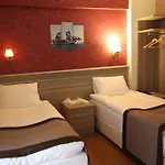 Отель Destino Park *